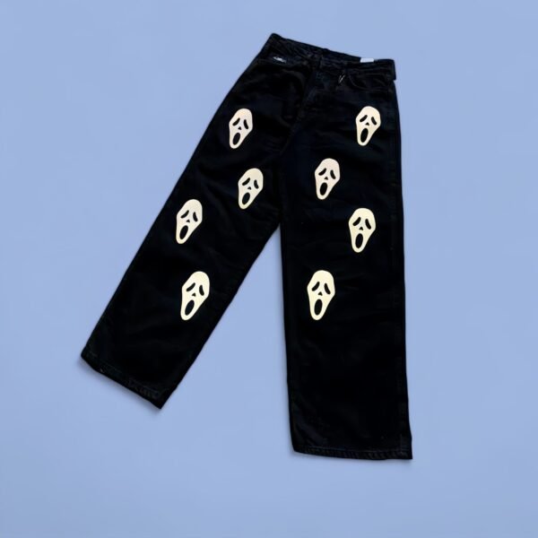 Skull Print Denim Baggy Straight Fit Jeans: Edgy Fashion Statement - Image 3