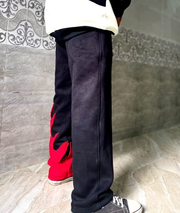 Bold Fire Flame Graphic Baggy Pants – Comfortable and Stylish Streetwear